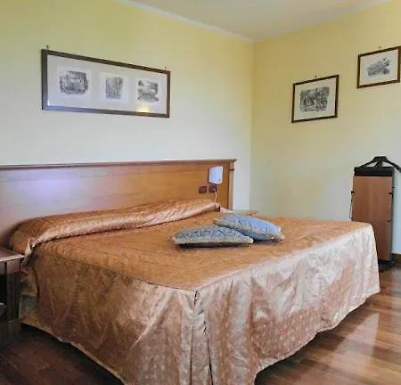 Vecchia Hotel