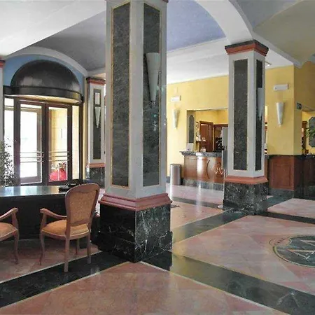 Vecchia Hotel