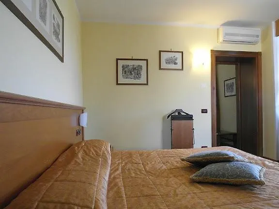 Vecchia Monte Porzio Catone